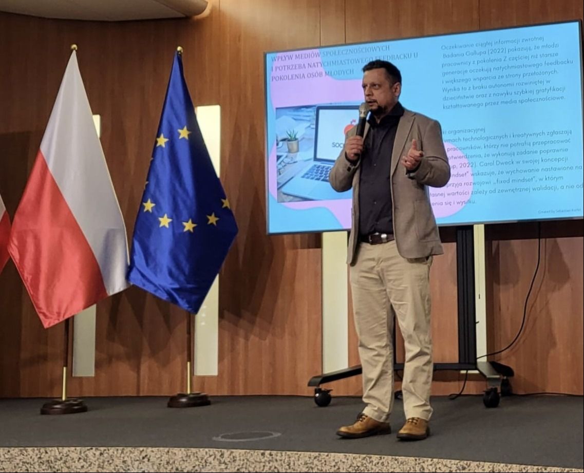Sebastian Korfel — psycholog i psychoterapeuta CBT